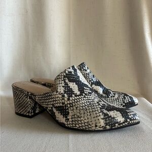Snakeskin Print Mule Heels Size 7 | Block Heel Slide Shoes